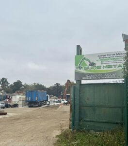 Contactez EURE METAL à Chavigny-Bailleul (27) — ferrailleur, recycleur et centre VHU agréé. Téléphone, email et horaires d'ouverture.