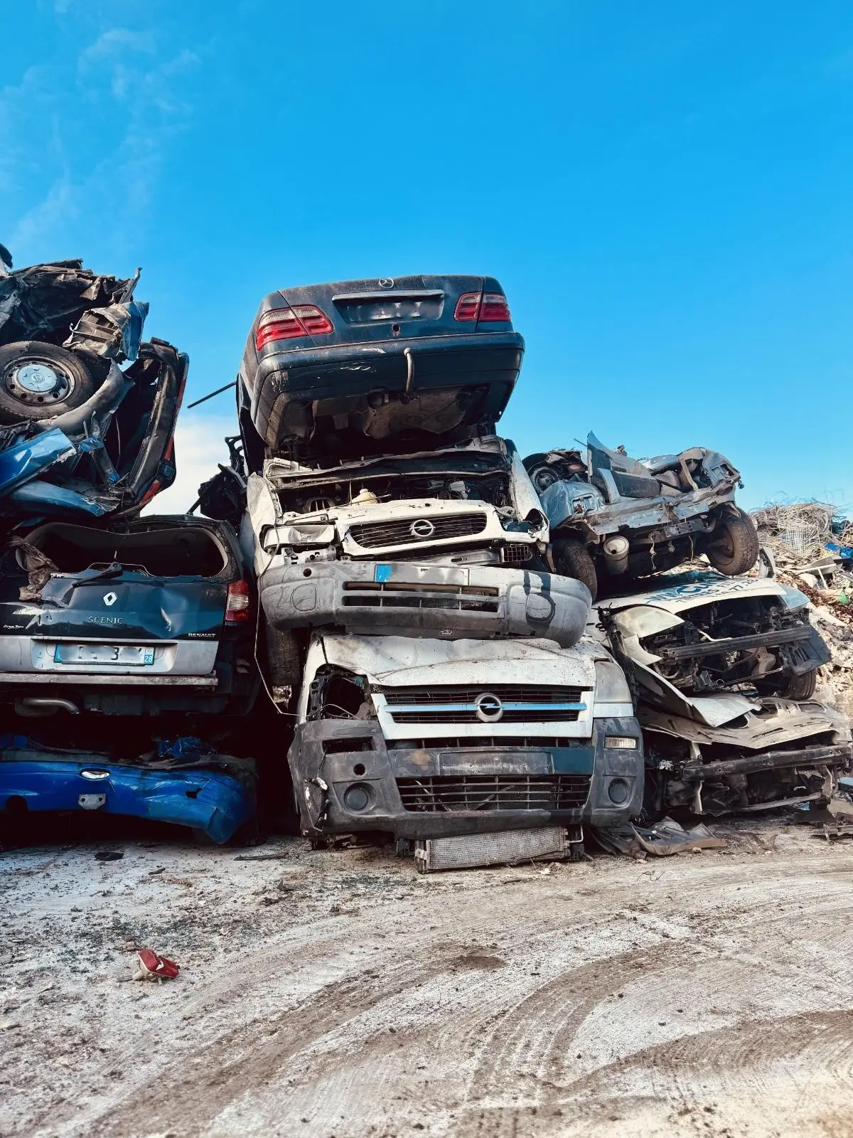 Enlèvement épave gratuit dans l'Eure 27 — EURE METAL, épaviste et centre VHU agréé