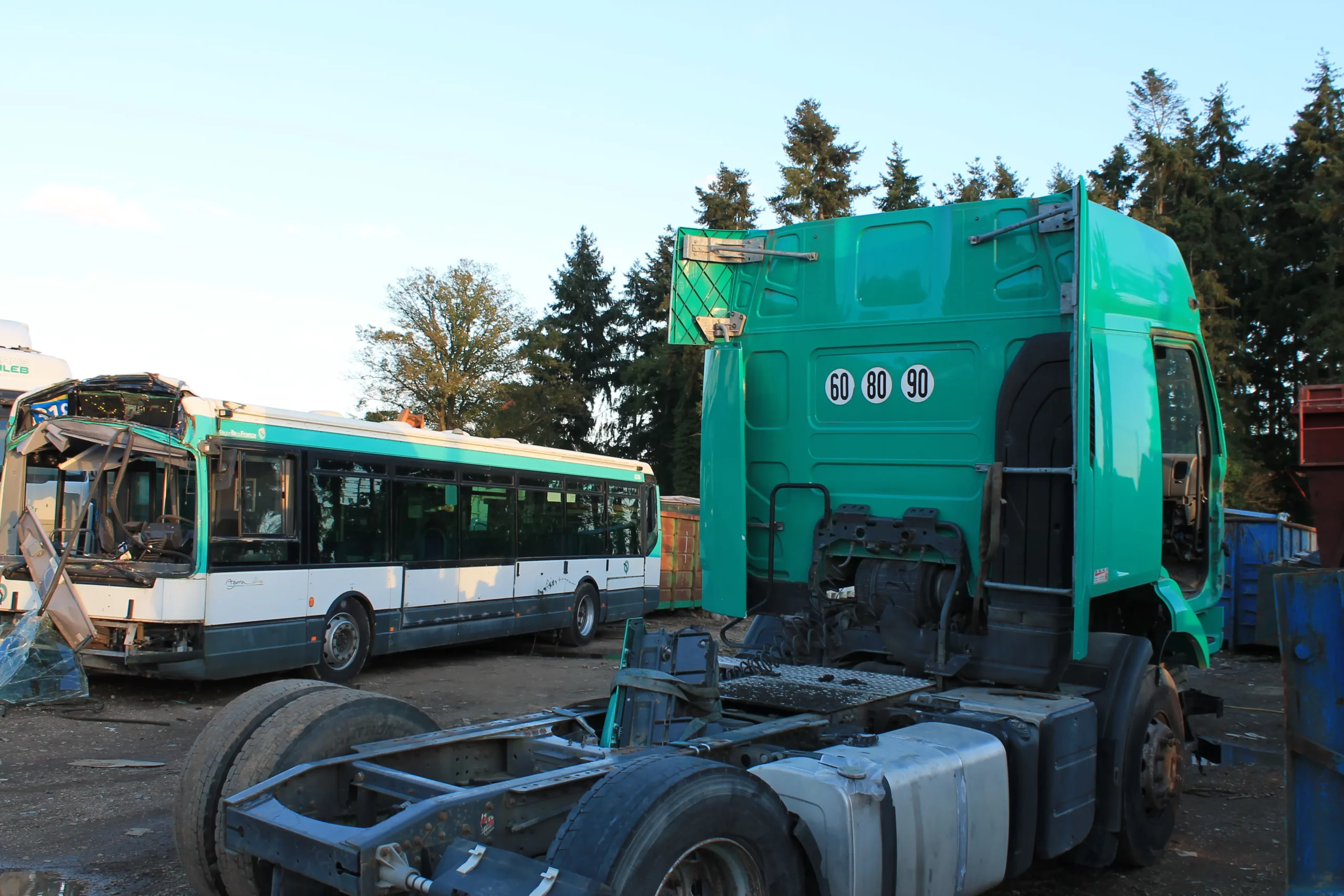 Rachat de poids lourds, matériels TP et agricoles par EURE METAL